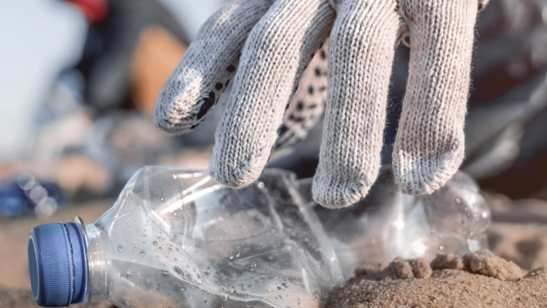 Glass vs Plastic Baby Bottles: Safety and Taste Compared